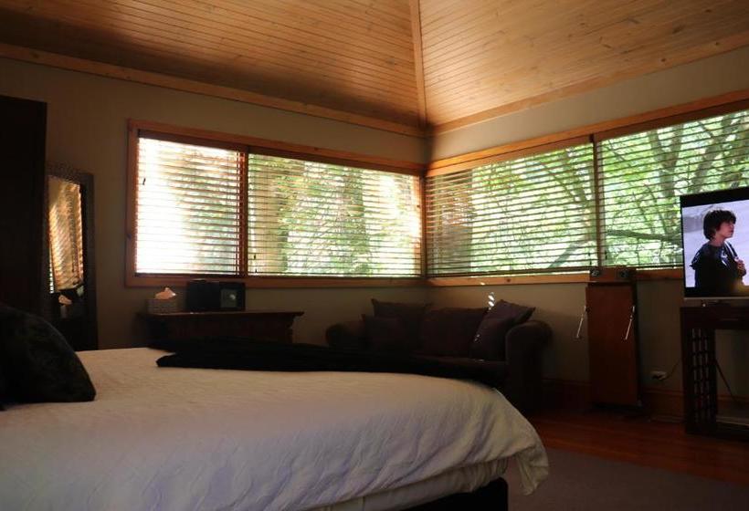 ホテル Linden Gardens Rainforest Retreat