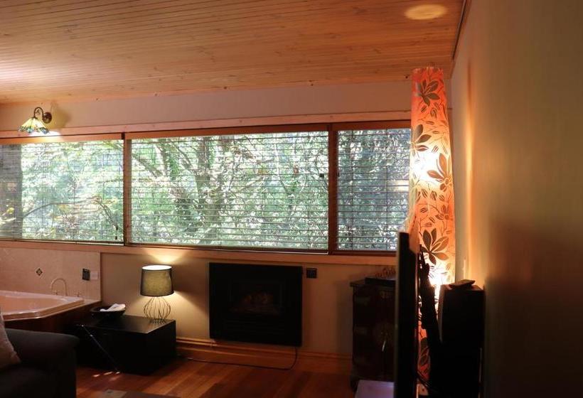 ホテル Linden Gardens Rainforest Retreat