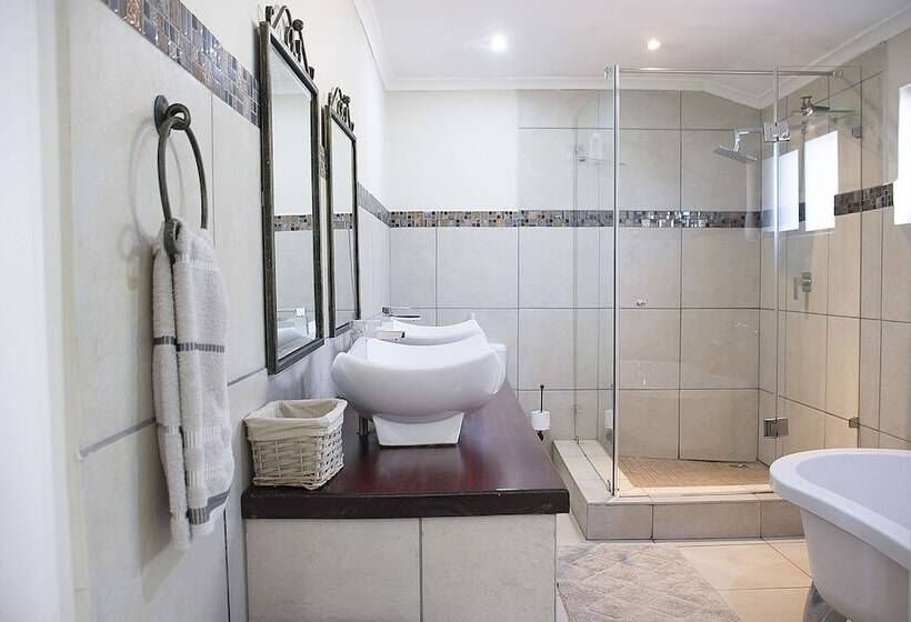 酒店 Matusadona Guest Lodge