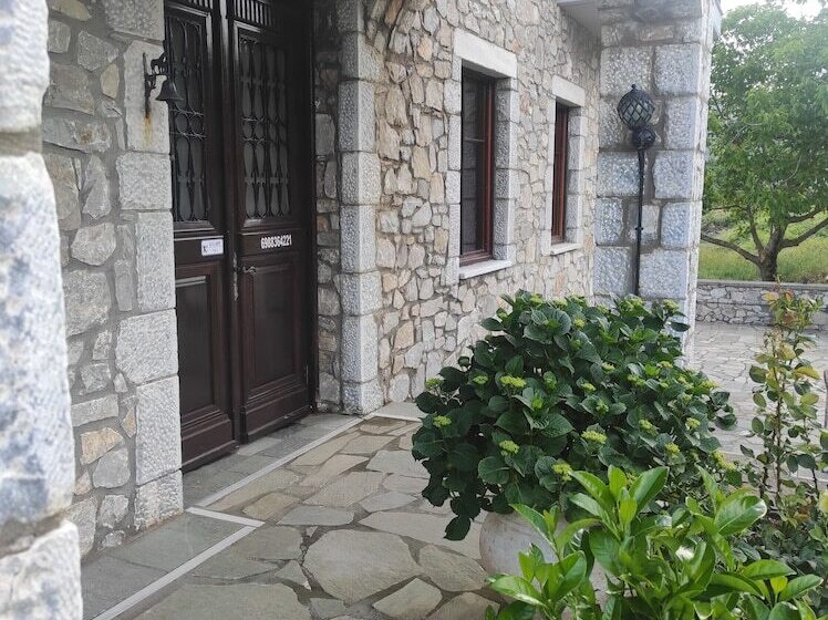 호텔 Ouranogiton Resort