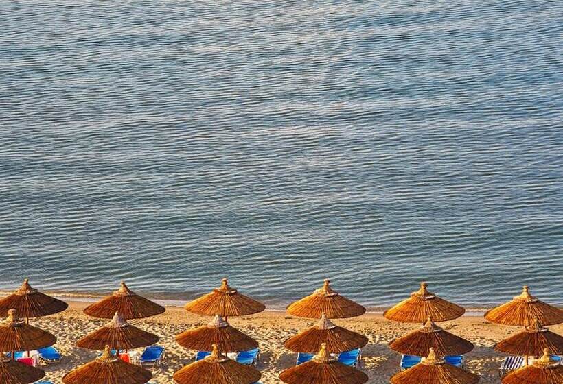 בית מלון כפרי Panorama Suites & Spa   Adults Only