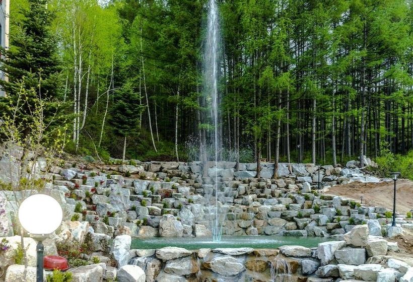 בית מלון כפרי Phoenix Emerald Pension