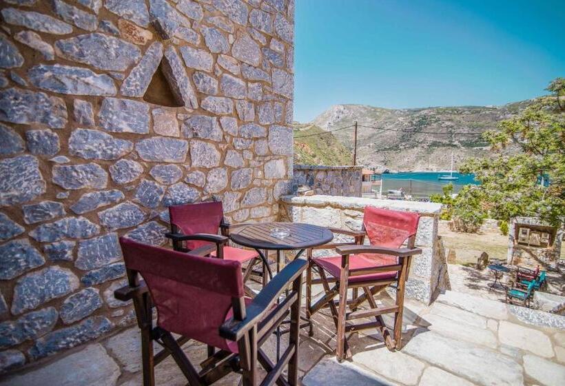 בית מלון כפרי Psamathous Guesthouse