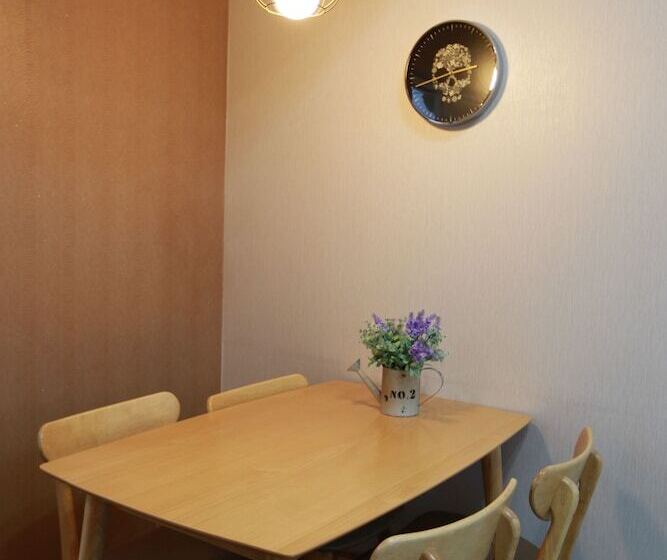 בית מלון כפרי Ario Pension