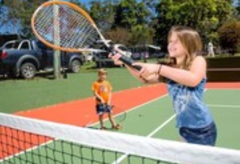 בית מלון כפרי Reflections Moonee Beach   Holiday Park