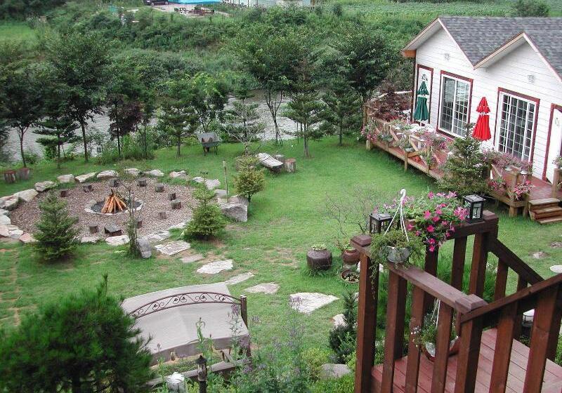 ホテル Starvill Pension