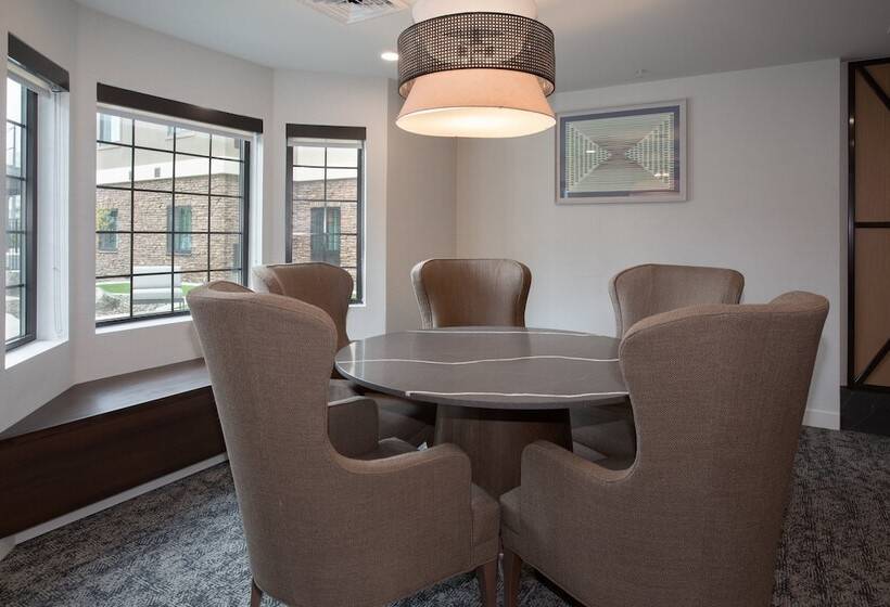 Отель Staybridge Suites Carson City Tahoe Area, An Ihg