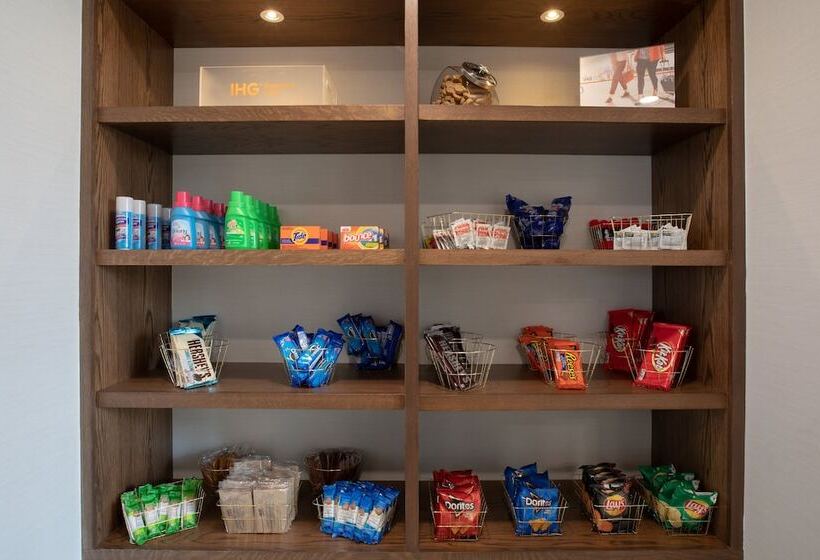 Отель Staybridge Suites Carson City Tahoe Area, An Ihg