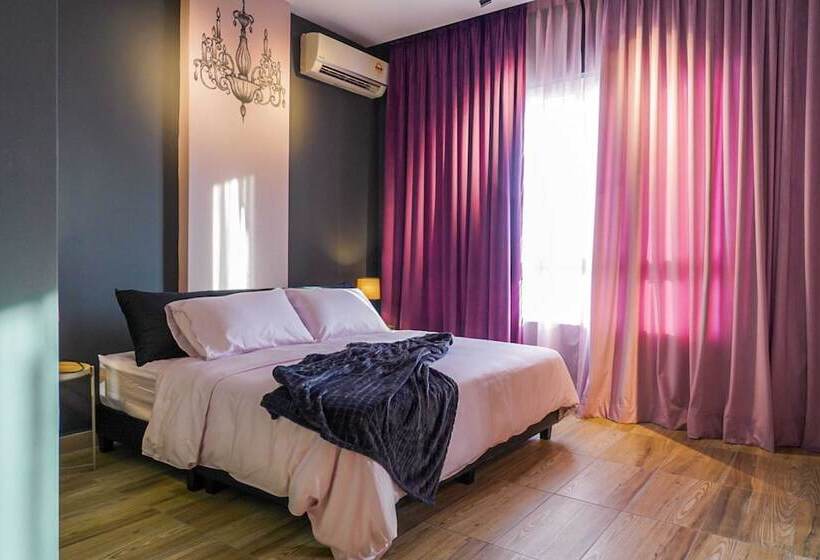 فندق The Octagon Ipoh By Plush