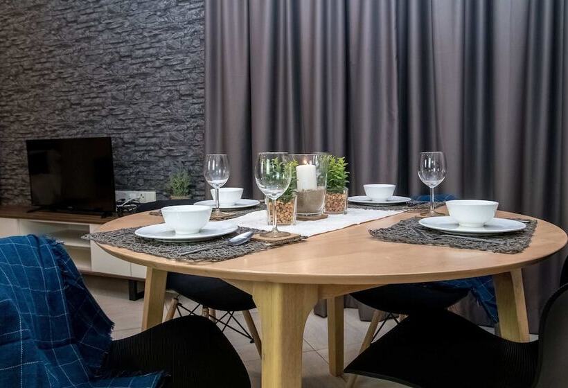 فندق The Octagon Ipoh By Plush