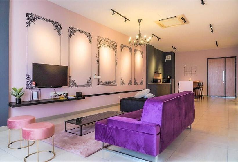 فندق The Octagon Ipoh By Plush