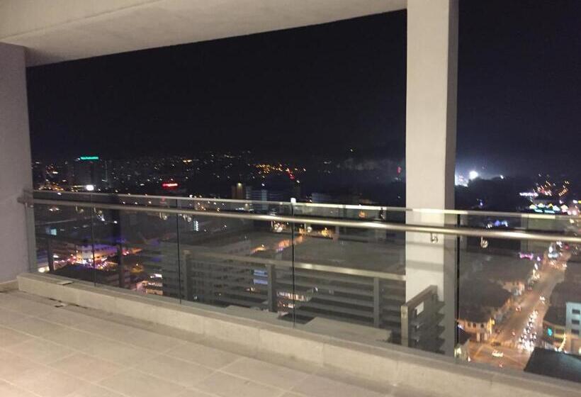 فندق The Octagon Ipoh By Plush