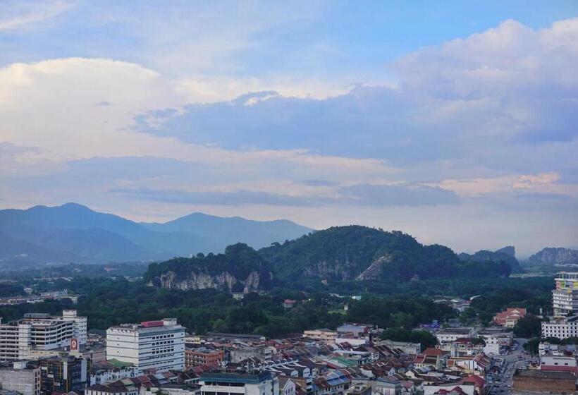 فندق The Octagon Ipoh By Plush