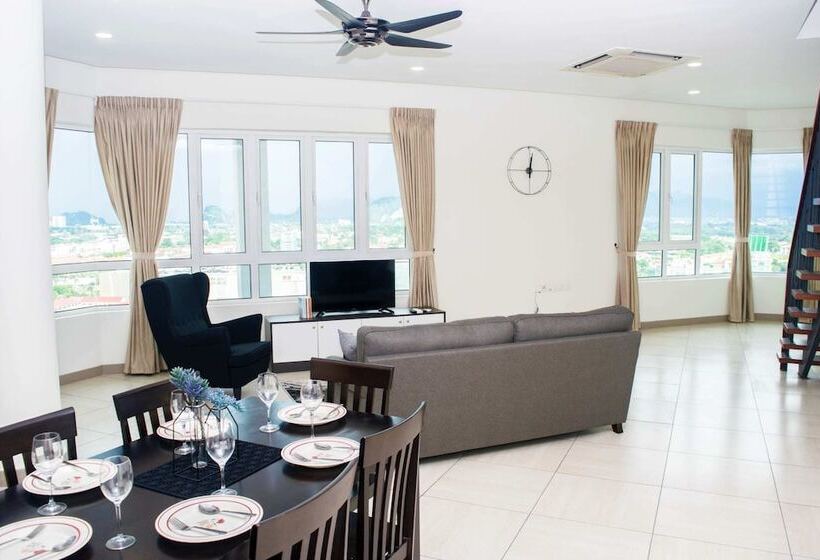 فندق The Octagon Ipoh By Plush