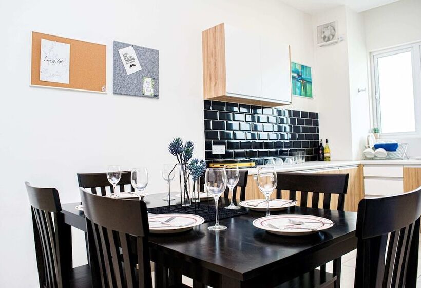 فندق The Octagon Ipoh By Plush