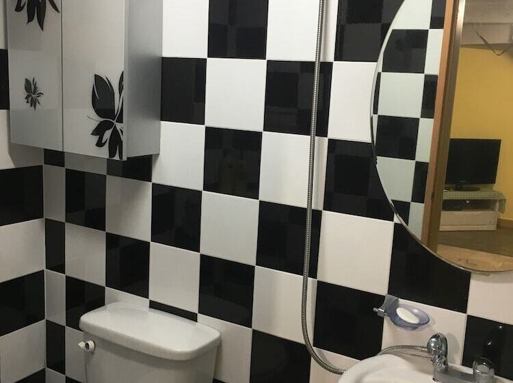 Hotelli Tirol Pension