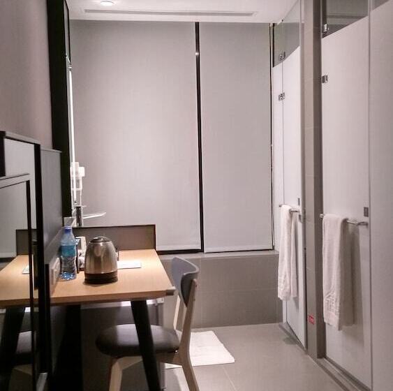 هتل Walker  Taoyuan