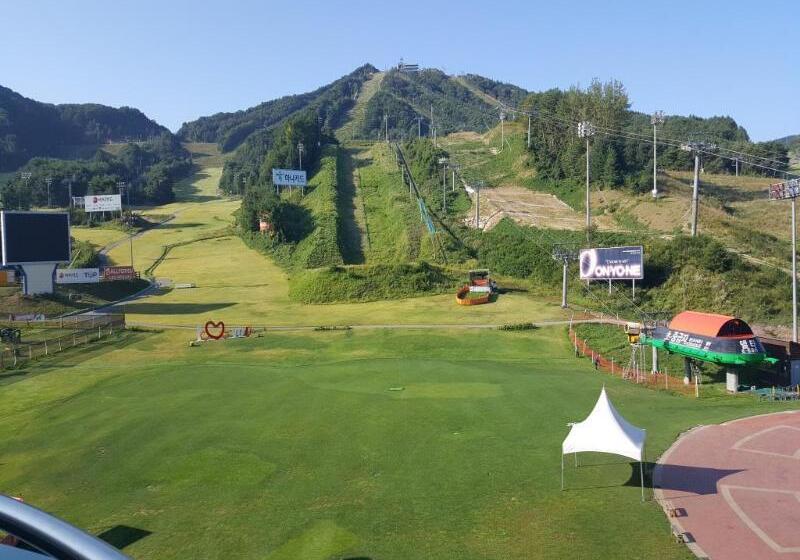 酒店 Welli Hilli Park Resort