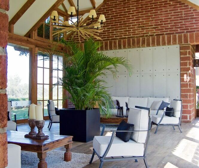 La Palma Polo Hotel   Airport Area