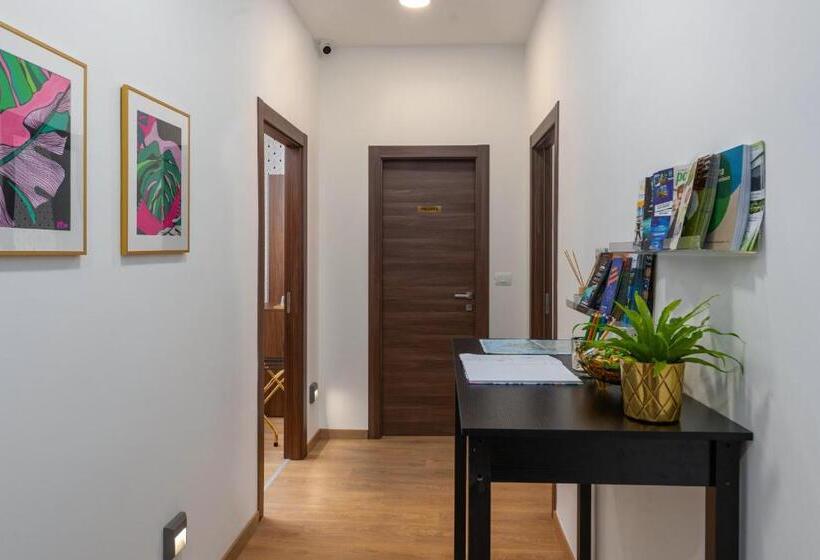 Пансион Aurora Rooms B&b Pula