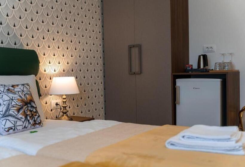 Пансион Aurora Rooms B&b Pula