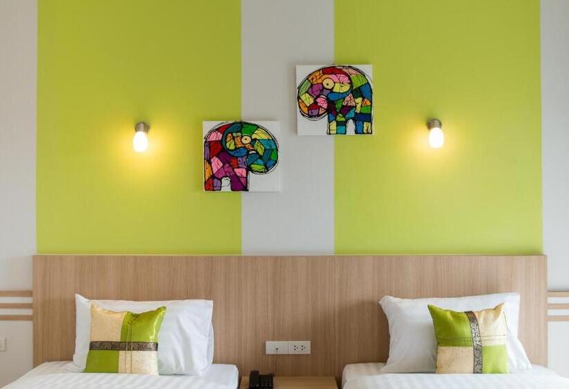 Phant At Thalang Service Apartment