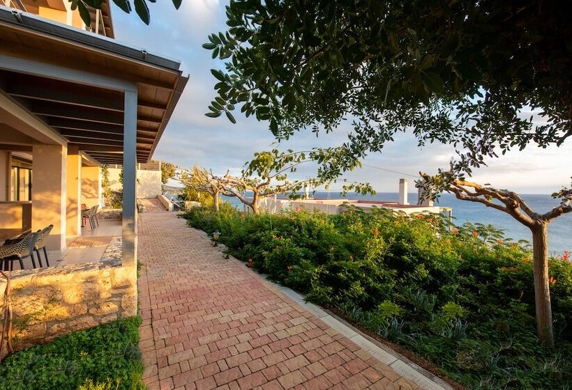 Portela Apartments Kastri