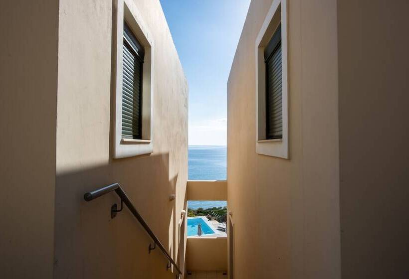 Portela Apartments Kastri