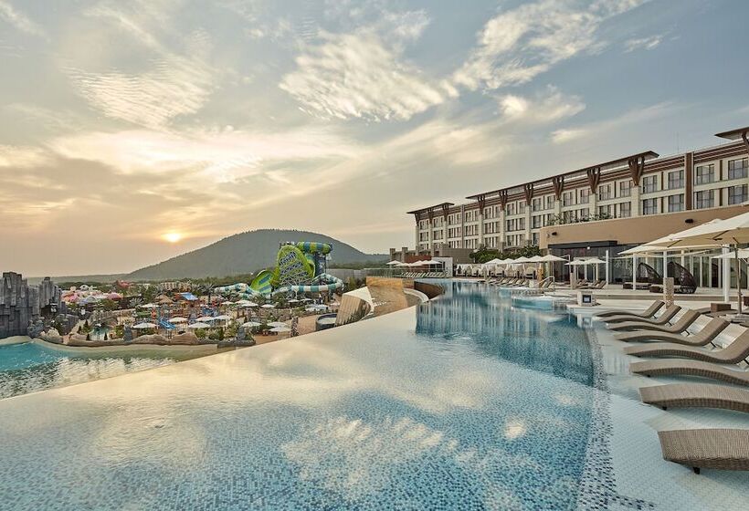 Shinhwa Jeju Shinhwa World Hotel & Resorts