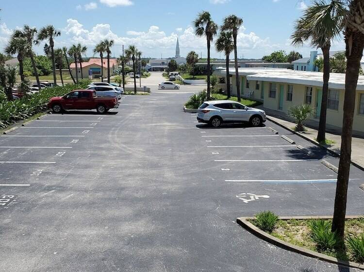 South Shore Motel