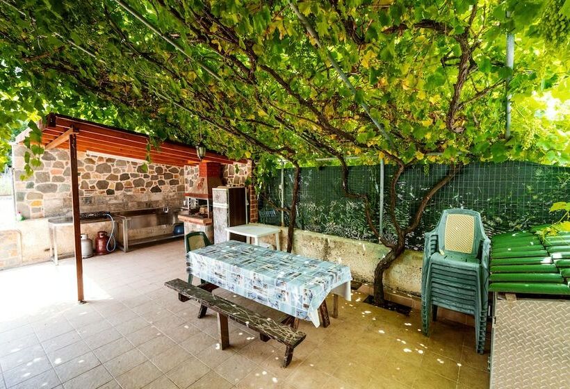 Stefanidis Apartments