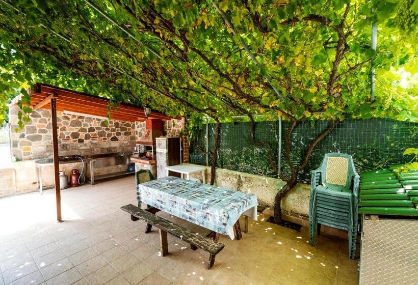 Stefanidis Apartments