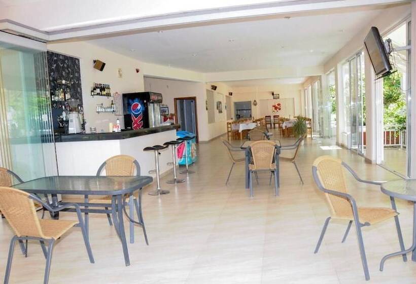 Apartments Hotel Alexandros