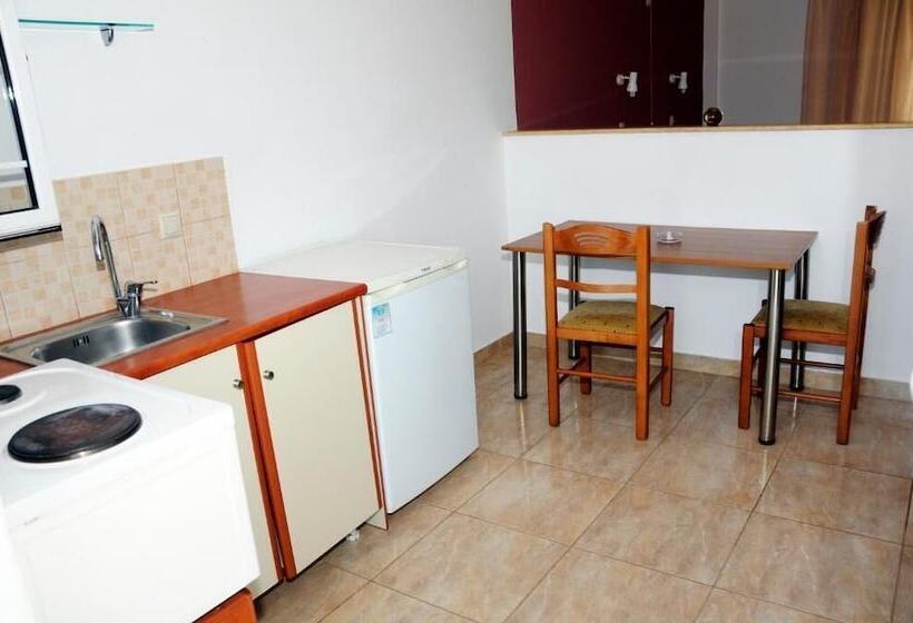 Apartments Hotel Alexandros