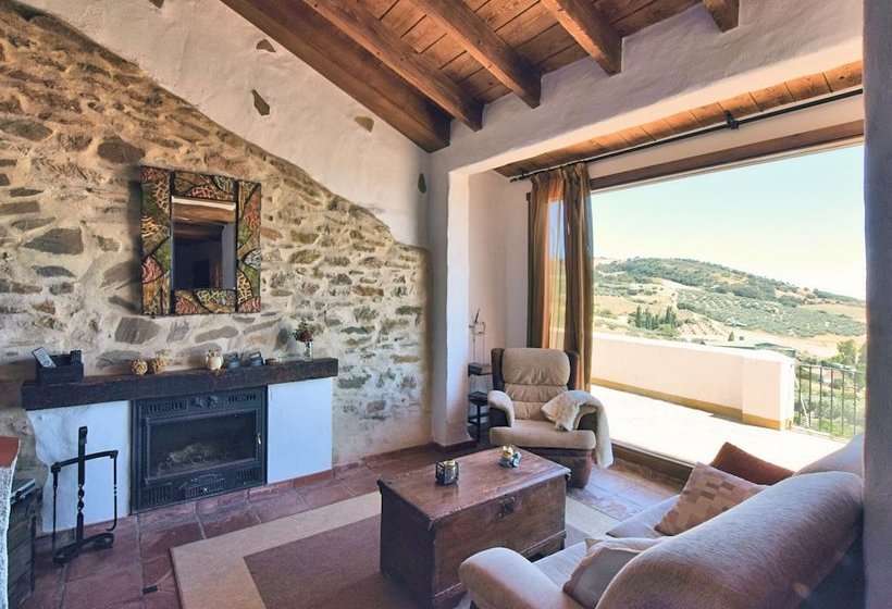 Authentic Country Home With Private Swimming Pool Near The Torcal De Antequera Nature Park