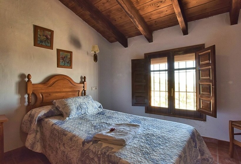Authentic Country Home With Private Swimming Pool Near The Torcal De Antequera Nature Park