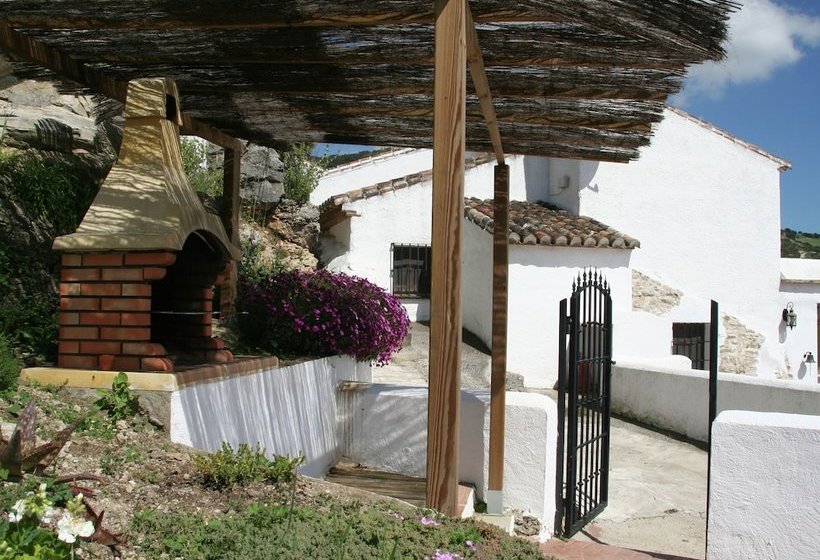 Authentic Country Home With Private Swimming Pool Near The Torcal De Antequera Nature Park