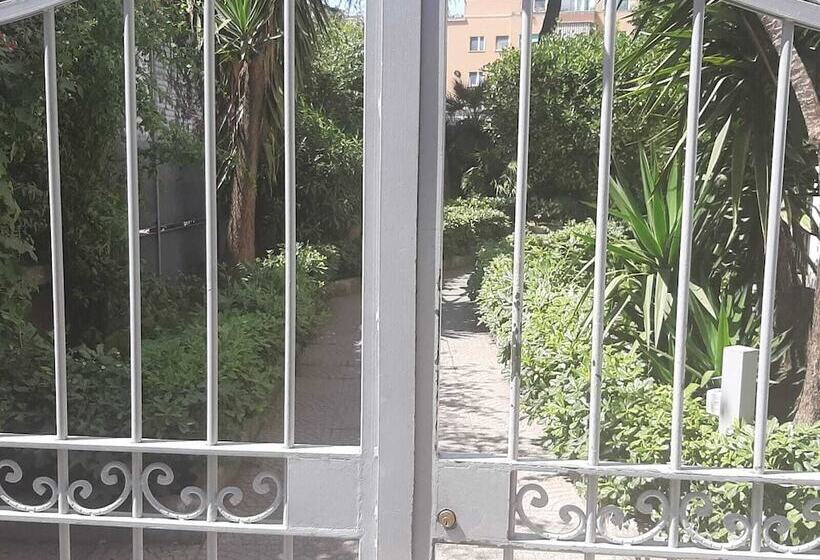 تختخواب و صبحانه Beb Domus Ubaldi