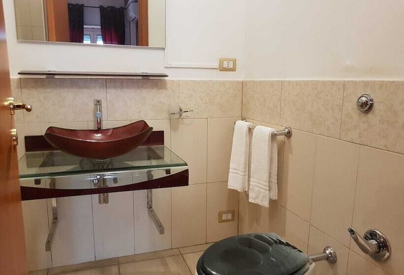 تختخواب و صبحانه Beb Domus Ubaldi