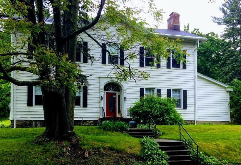 ベッドアンドブレックファースト Gardner Farm Inn