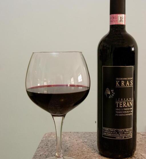 تختخواب و صبحانه Tourist Farm Petelin Durcik