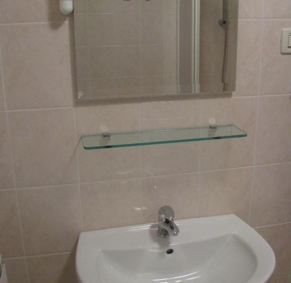 تختخواب و صبحانه Tourist Farm Petelin Durcik