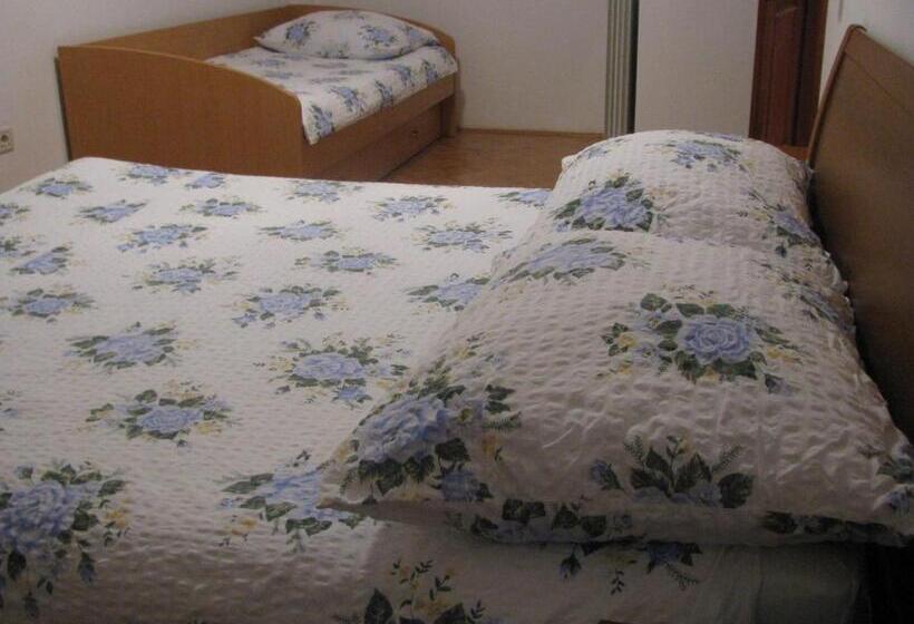 تختخواب و صبحانه Tourist Farm Petelin Durcik