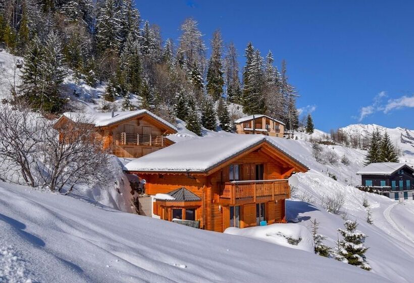 Chalet Belle Roche Recently Renovated Jacuzzi