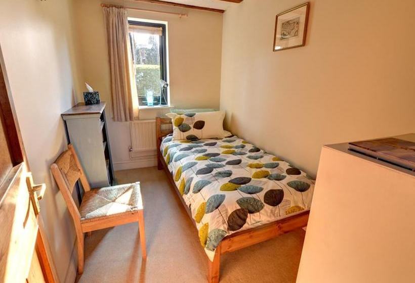 Converted Barn With Excellent Wooden Beams, High Ceiling And A Cosy Terrace