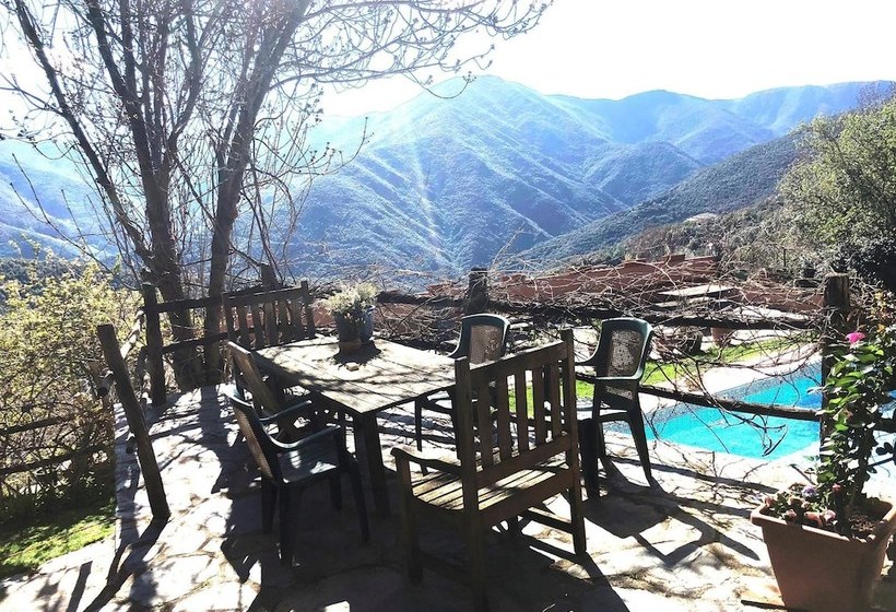 Cozy Apartment In Catalonia With Pool And Garden