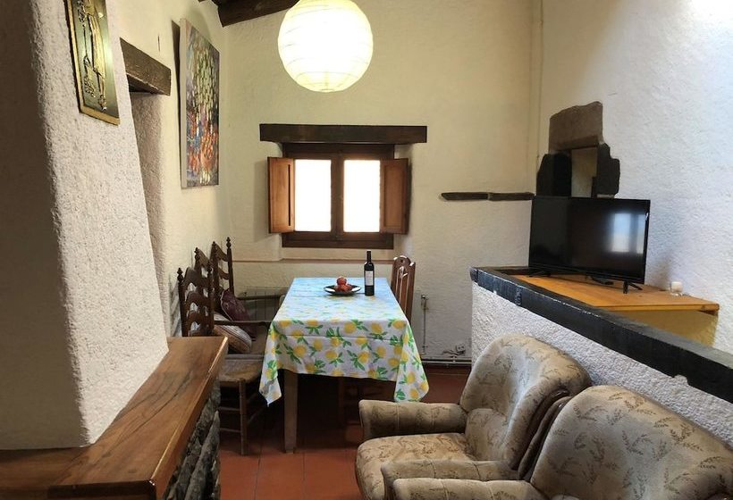 Cozy Apartment In Catalonia With Pool And Garden