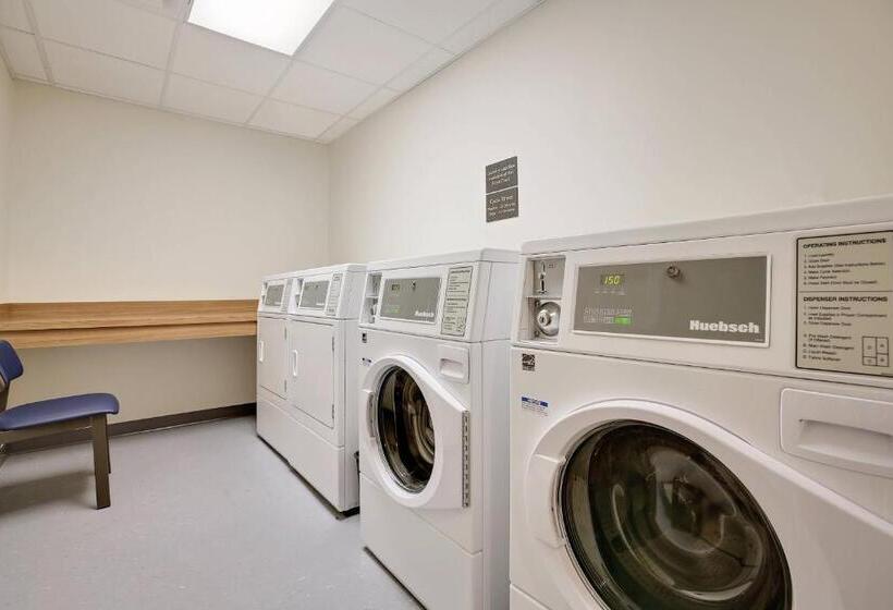 فندق Fairfield Inn & Suites Bardstown