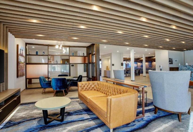 בית מלון כפרי Fairfield Inn & Suites Bardstown