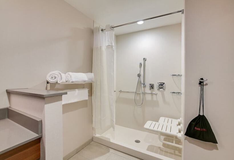 فندق Fairfield Inn & Suites Bardstown